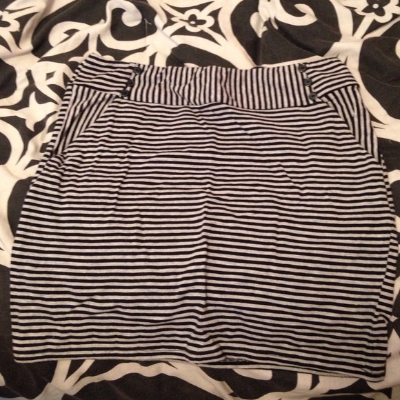 Pencil skirt