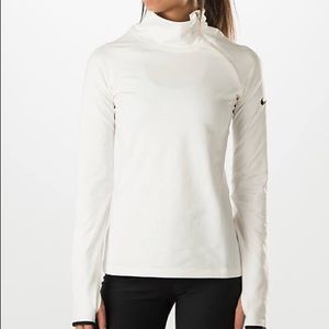 NIKE PRO WARM EMBOSS HEIGHTS VIXEN ZIP
