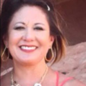 Meet your Posher, Debra