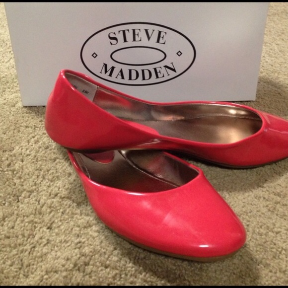Coral Steve Madden flats