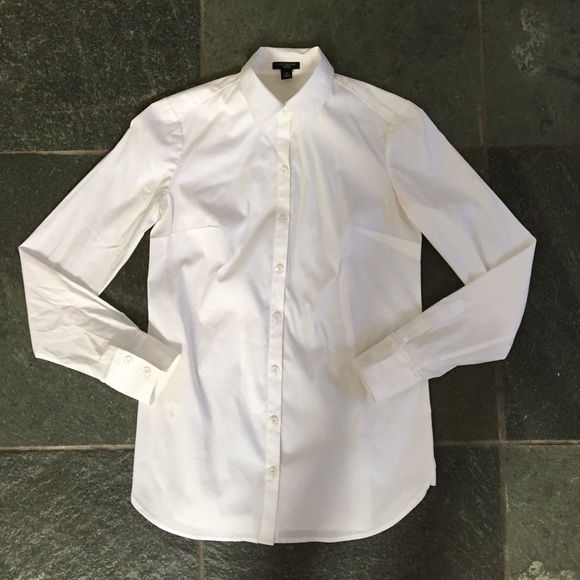 Ann Taylor 0P White Button Down Shirt