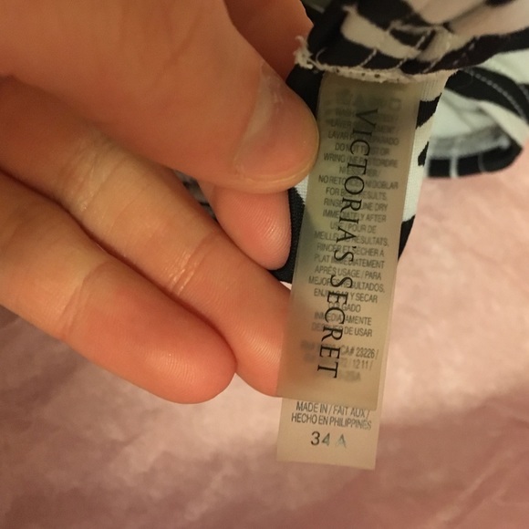 Victoria's Secret zebra Bikini - Picture 3 of 4