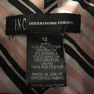 INC International Concepts Jackets & Coats - Project Runway COLLECTABLE Gray Cropped Blazer INC International Concepts Jackets & Coats - Project Runway COLLECTABLE Gray Cropped Blazer