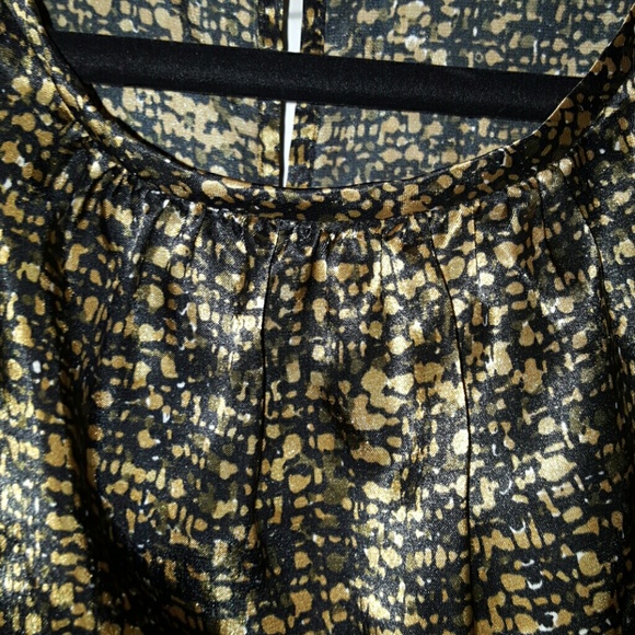 Tahari  blouse - Picture 3 of 3