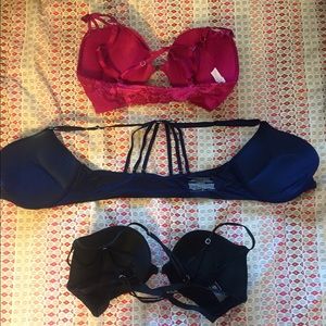 Reserved Listing : 6 Bras