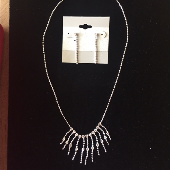 Austrian Crystal necklace and earrings Set