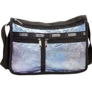 Like New: Lesportsac Deluxe Everyday Bag
