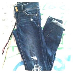 AE Distressed Jegging