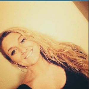 Meet your Posher, Gabriella