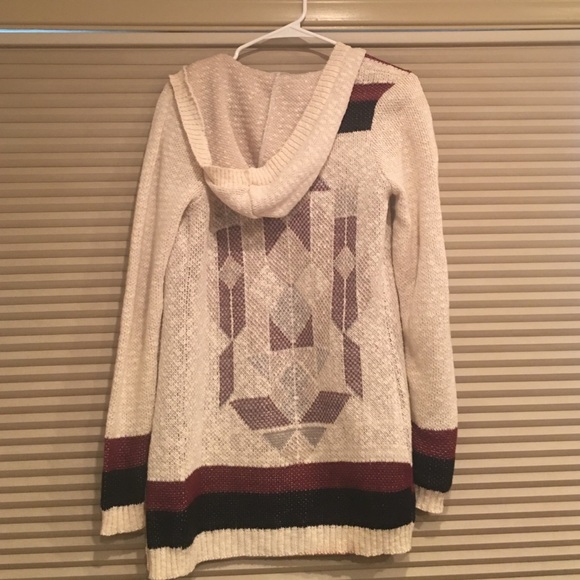 Cardigan - Picture 2 of 3