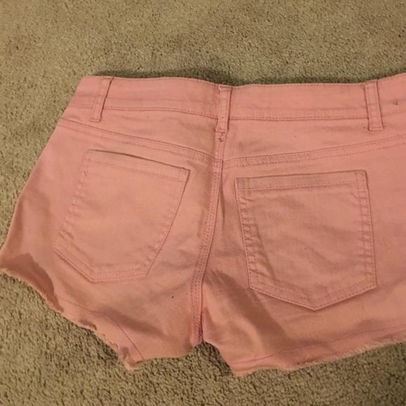 Forever 21 pink short - Picture 2 of 2