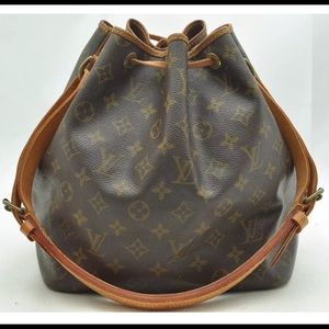 SOLD🚫Authentic Louis Vuitton Petite Noe tote