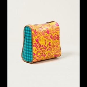 Consuela Sunny Medium Cosmetic