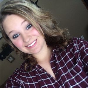 Meet your Posher, Brandi