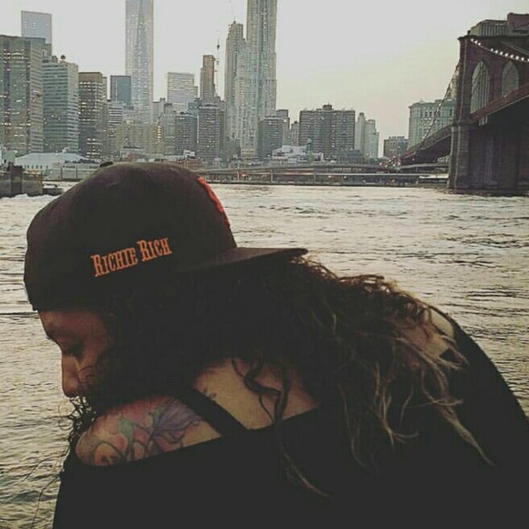 Meet your Posher, Richard - Picture 1 of 1