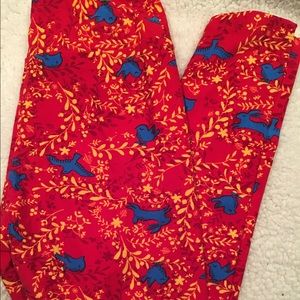 OS LULAROE LEGGING RED BUNNIES