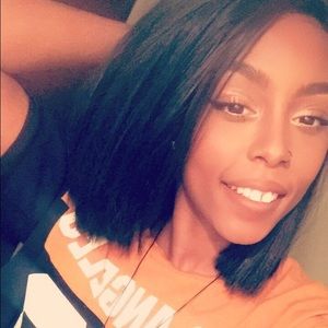 Meet your Posher, Christina