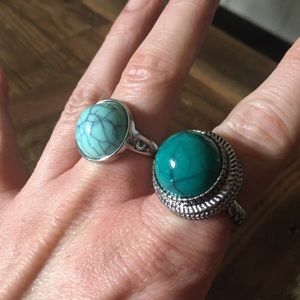 Lot of 2 silver turquoise rings