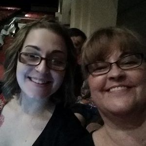 Meet your Posher, Melodi