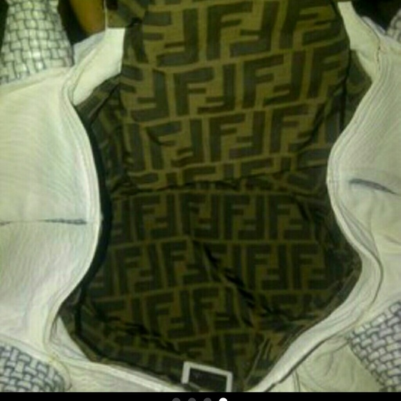 SOLD.....Authentic Fendi spy bag - Picture 3 of 4