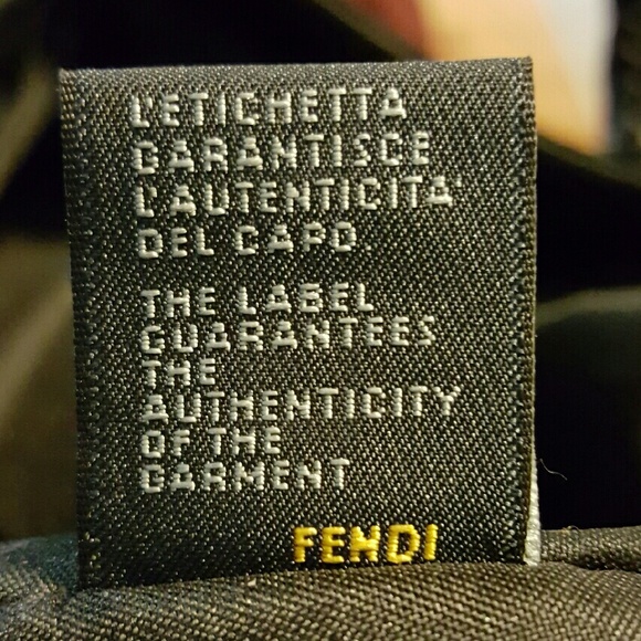 SOLD.   Authentic Fendi spy bag - Picture 4 of 4