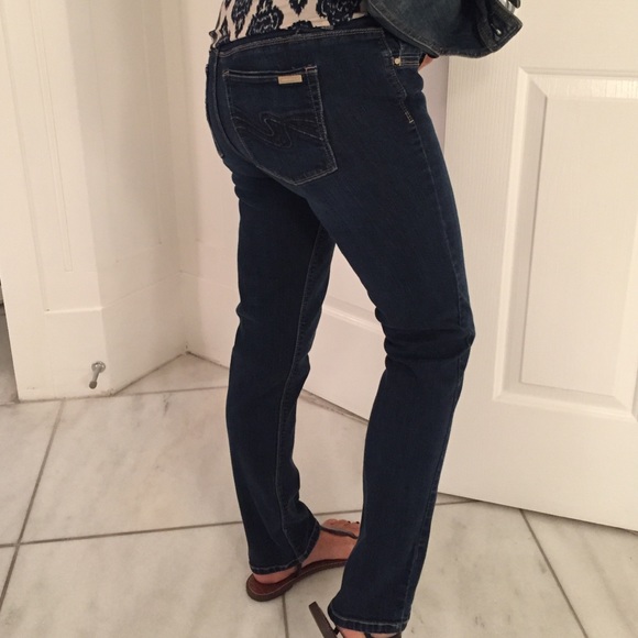 White House black market slim ankle jeans
