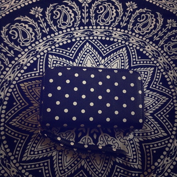 Polka dot wristlet wallet