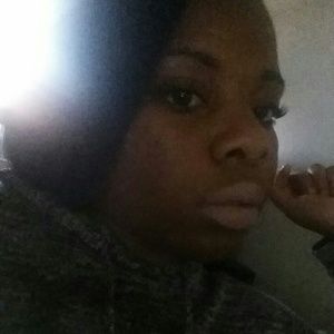 Meet your Posher, Amberatta