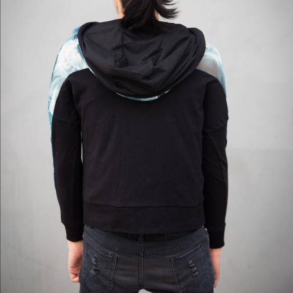 Hot Topic Sweaters - 🆕Black Blue Fishnet Mesh Sleeve Hoodie Jacket NEW Hot Topic Sweaters - 🆕Black Blue Fishnet Mesh Sleeve Hoodie Jacket NEW