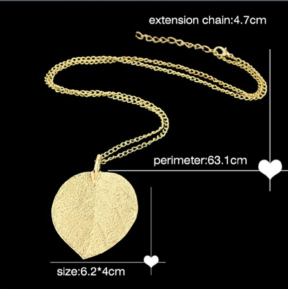 Gold Plated Alloy Leaf Pendant Necklace