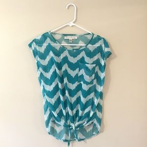 Almost NEW! - Chevron Blouse