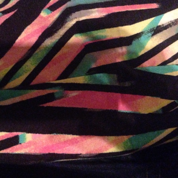 Colorful mini skirt - Picture 2 of 2