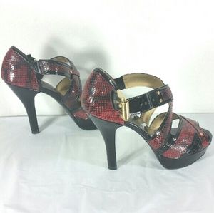 MICHAEL Michael Kors Shoes - MICHAEL KORS Red Snake Skin Pattern Leather Heels MICHAEL Michael Kors Shoes - MICHAEL KORS Red Snake Skin Pattern Leather Heels
