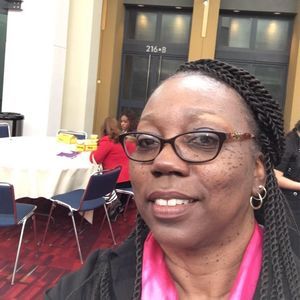 Meet your Posher, Denise