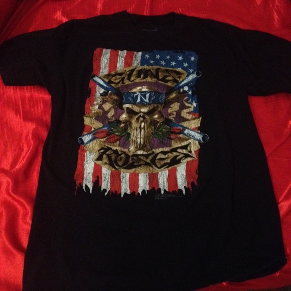 Guns n roses tshirt
