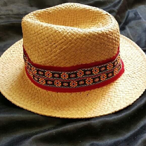 Straw hat - Picture 2 of 3