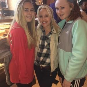 Meet your Posher, Lisa