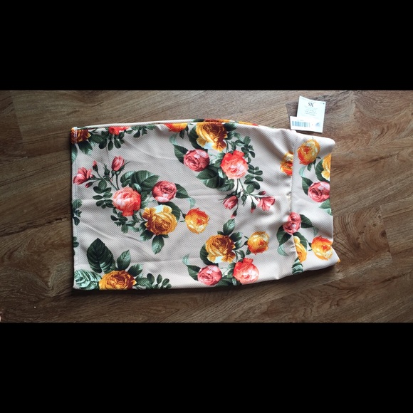 Lularoe cassie skirt XS  brand new