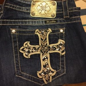 Buckle Jeans. Brand: "Miss Me"
