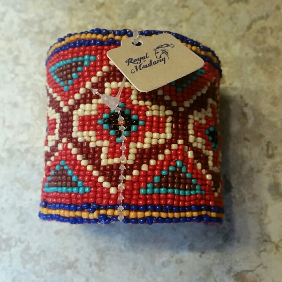 AZTEC SOUTHWEST BEADED FESTIVAL CUFF NWT - Picture 3 of 4