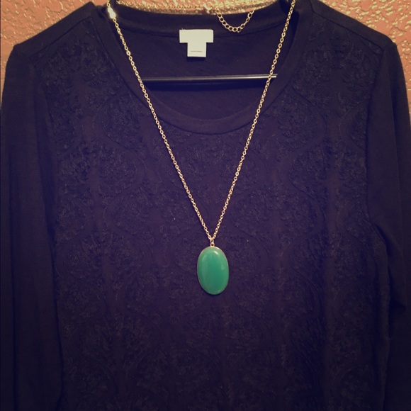 Green pendant necklace