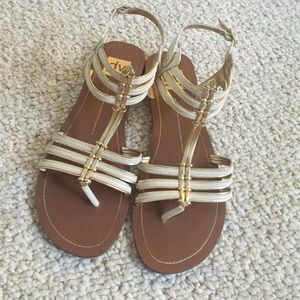 DOLCE VITA🌟 White and Gold Strappy Sandals NEW