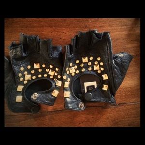 Bebe vegan leather fingerless gloves