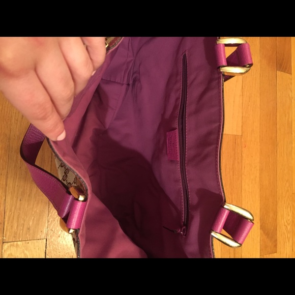 Authentic Gucci handbag - Picture 3 of 3