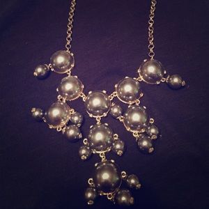 Dark gray bubble necklace