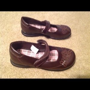 Girls size 2 Mary Janes