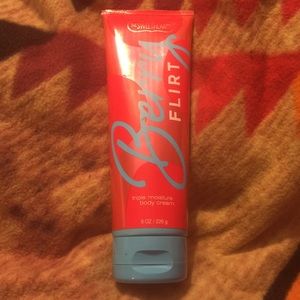 Bath and body works Berry Flirt