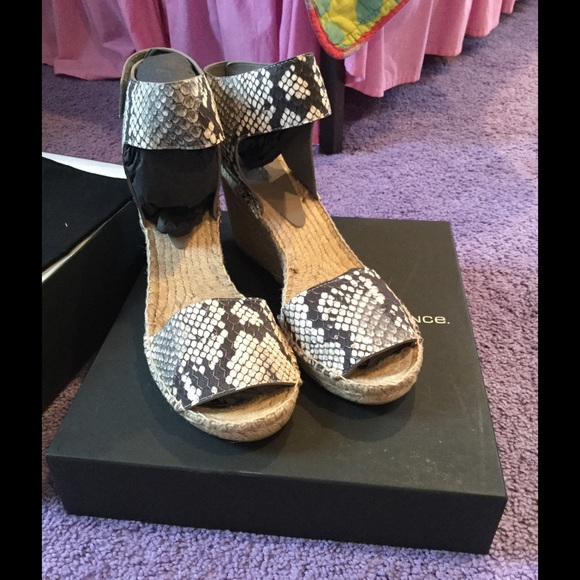 Vince espadrilles sandal wedges size 10 NEW Sophie