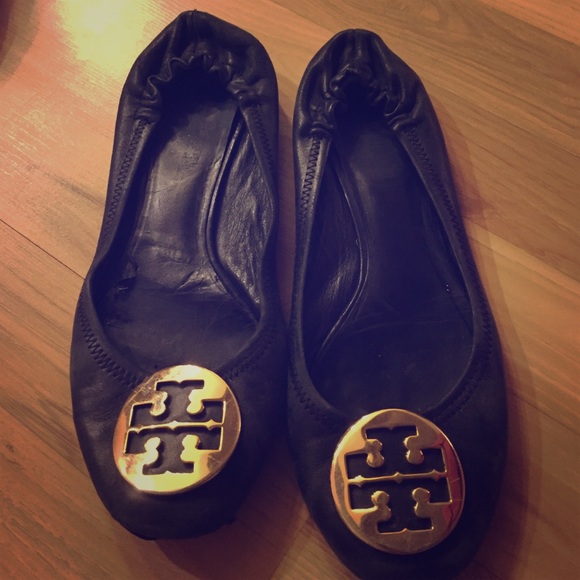 Tory Burch class black flats size 9