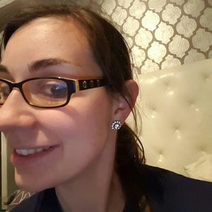 Meet your Posher, Carrie